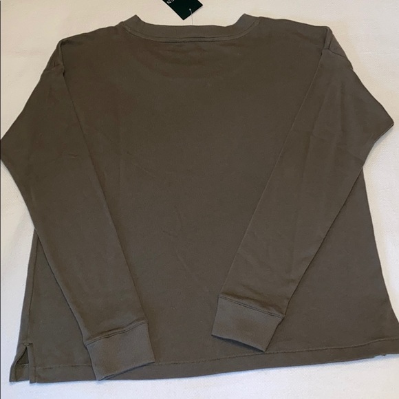 NEW Ralph Lauren Crewneck. - Picture 3 of 4